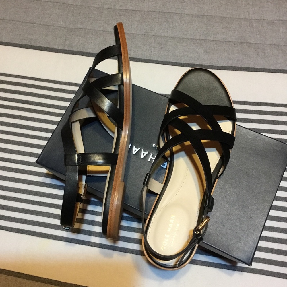 COLE HAAN - Picture 8 of 16